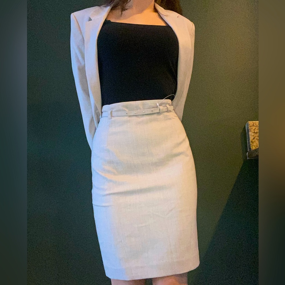 Professional pencil skirt
